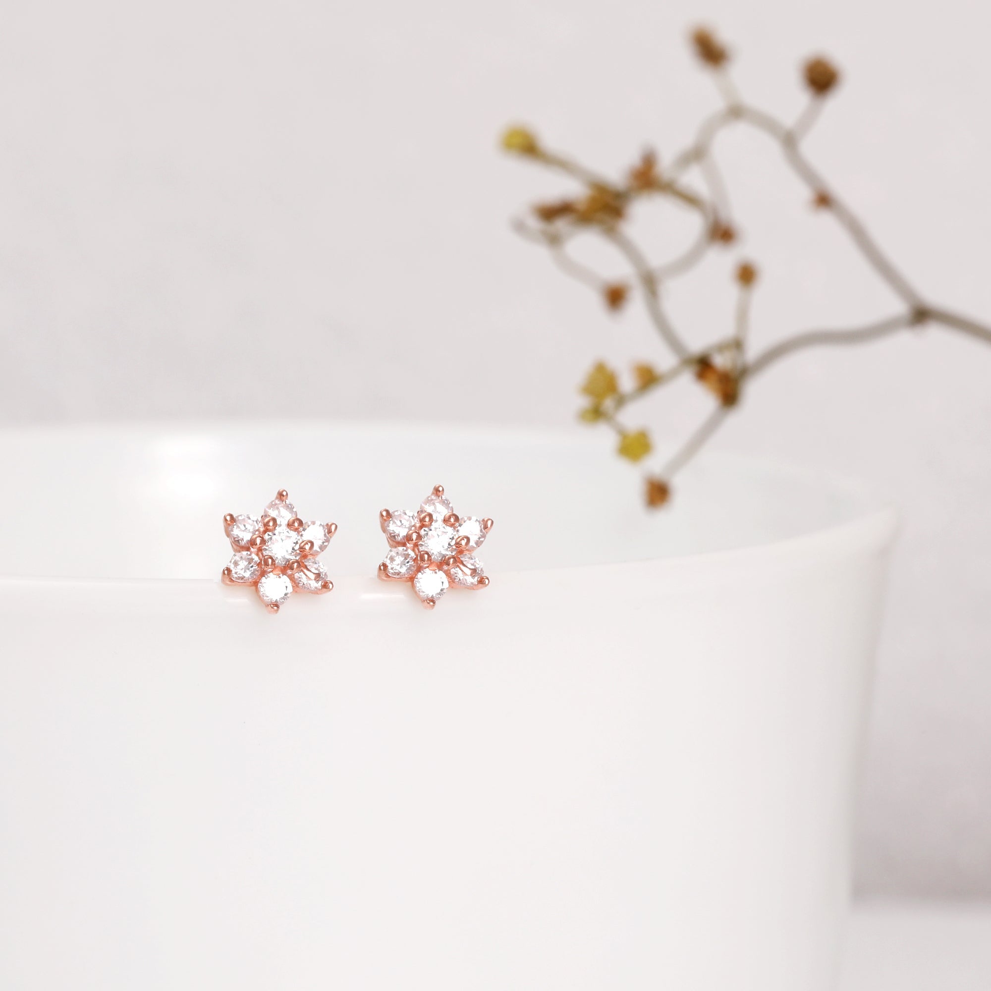Rose Gold Shining Flower Studs